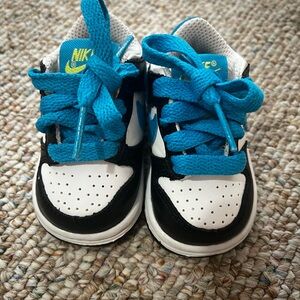 Nike baby' Black and Blue Sneakers